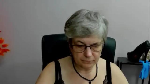Image 6 of iris_xdesire Stream on Chaturbate on 1 day ago