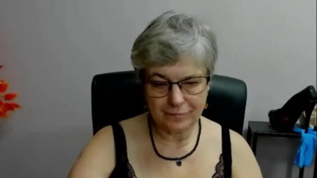 Image 7 of iris_xdesire Stream on Chaturbate on 1 day ago