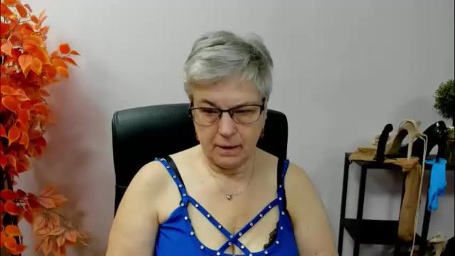 Image 6 of iris_xdesire Stream on Chaturbate on 1 month ago