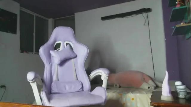 Image 12 of irisbell_ Stream on Chaturbate on 1 month ago