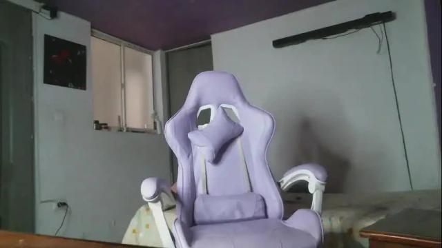Image 4 of irisbell_ Stream on Chaturbate on 1 month ago