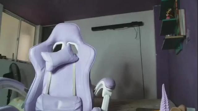 Image 11 of irisbell_ Stream on Chaturbate on 29 days ago