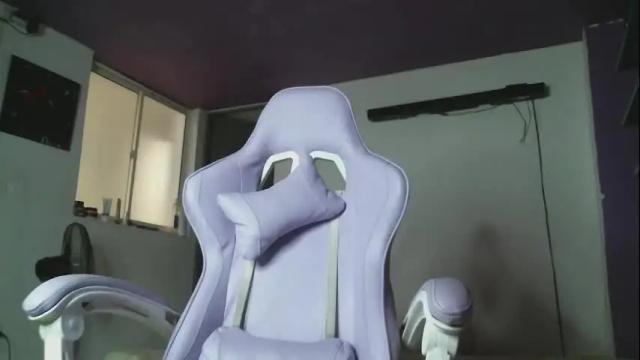 Image 4 of irisbell_ Stream on Chaturbate on 26 days ago