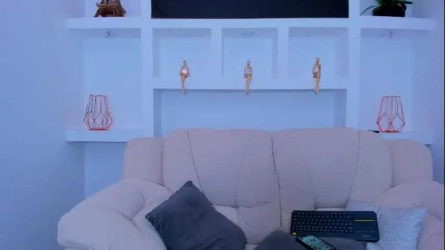 Image 8 of irisfit Stream on Chaturbate on 27 days ago