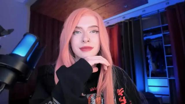 Image 12 of irisice Stream on Chaturbate on 2 months ago