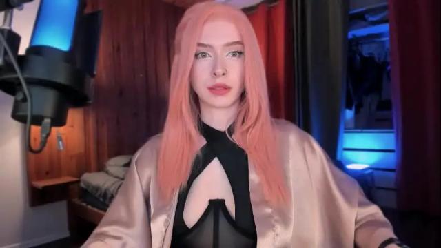 Image 3 of irisice Stream on Chaturbate on 1 month ago