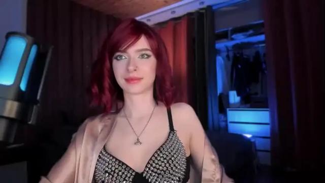 Image 12 of irisice Stream on Chaturbate on 17 days ago
