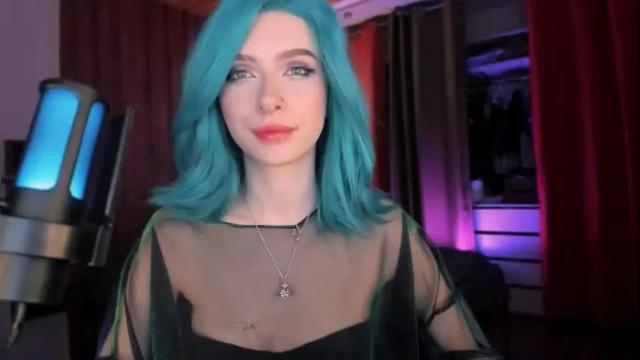 Image 2 of irisice Stream on Chaturbate on 14 days ago