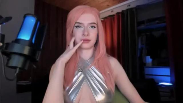 Image 8 of irisice Stream on Chaturbate on 1 month ago