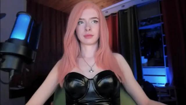 Image 2 of irisice Stream on Chaturbate on 1 month ago