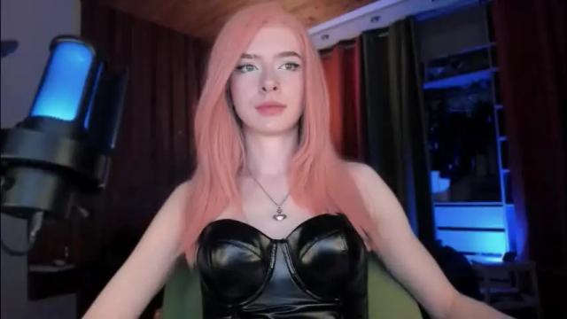 Image 3 of irisice Stream on Chaturbate on 1 month ago