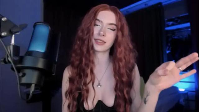 Image 8 of irisice Stream on Chaturbate on 4 days ago