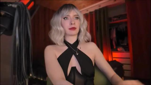 Image 3 of irisice Stream on Chaturbate on 23 days ago