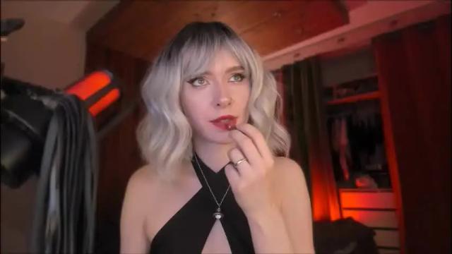 Image 8 of irisice Stream on Chaturbate on 23 days ago