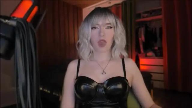 Image 10 of irisice Stream on Chaturbate on 18 days ago