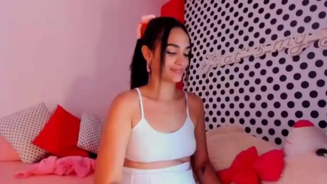 Image 11 of irisjohnson1 Stream on Chaturbate on 15 months ago