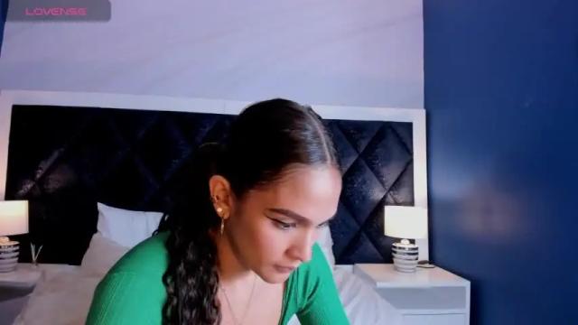 Image 7 of irisjohnson1 Stream on Chaturbate on 15 months ago