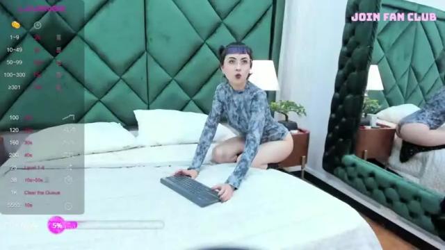 Image 2 of irismorrison Stream on Chaturbate on 14 months ago