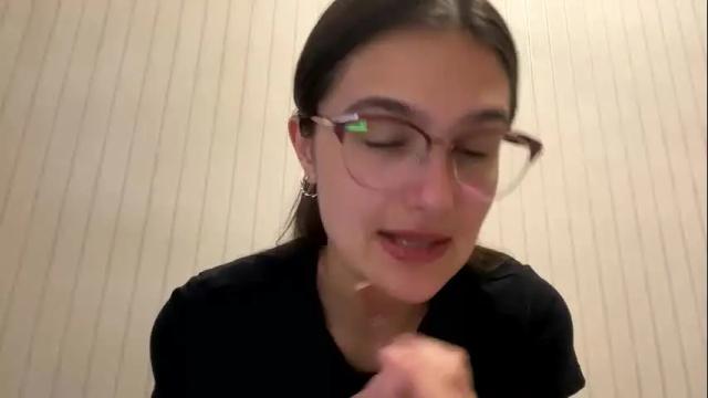 Thumbnail 1, irisss31's Stream at Chaturbate, 1 month ago
