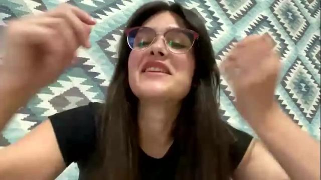 Image 2 of irisss31 Stream on Chaturbate on 4 days ago