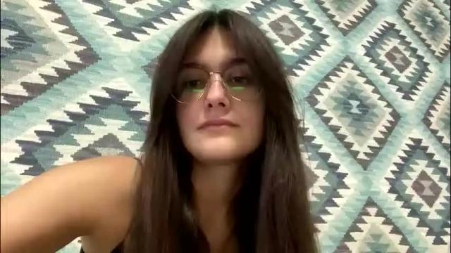 Image 3 of irisss31 Stream on Chaturbate on 5 months ago