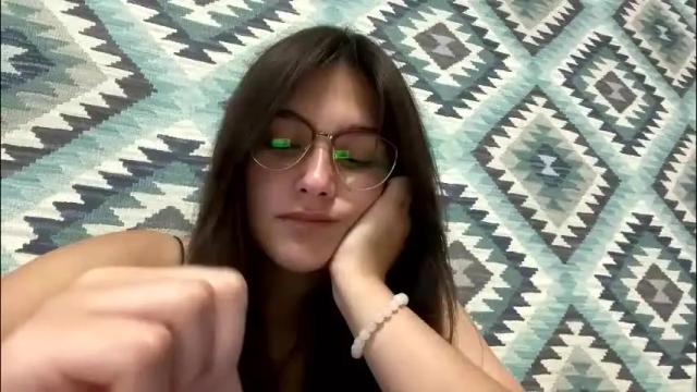 Image 4 of irisss31 Stream on Chaturbate on 5 months ago