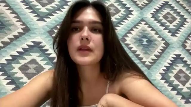 Image 3 of irisss31 Stream on Chaturbate on 5 months ago