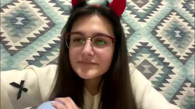 Image 12 of irisss31 Stream on Chaturbate on 5 days ago