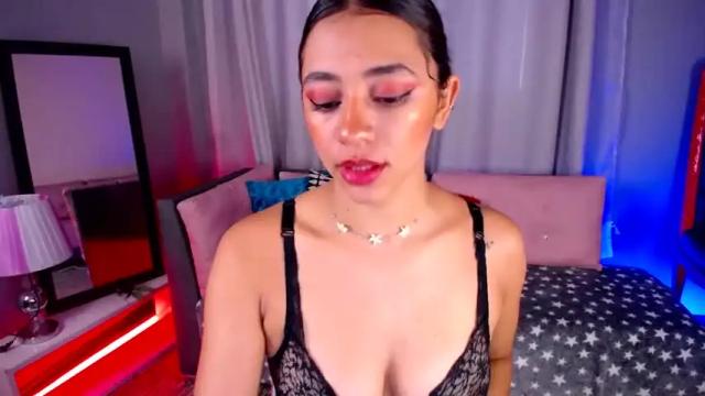 Image 2 of irisss_ Stream on Chaturbate on 21 months ago