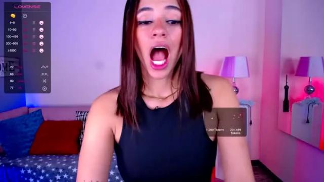 Image 7 of irisss_ Stream on Chaturbate on 21 months ago