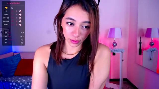 Image 8 of irisss_ Stream on Chaturbate on 21 months ago