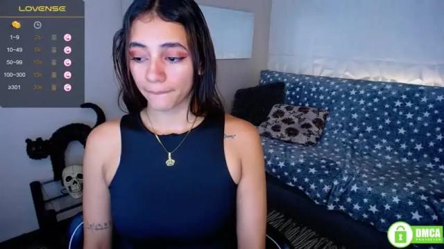 Image 3 of irisss_ Stream on Chaturbate on 20 months ago