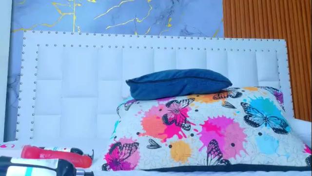 Image 2 of irresistiblemilf Stream on Chaturbate on 1 month ago