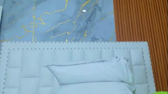 Image 2 of irresistiblemilf Stream on Chaturbate on 16 days ago