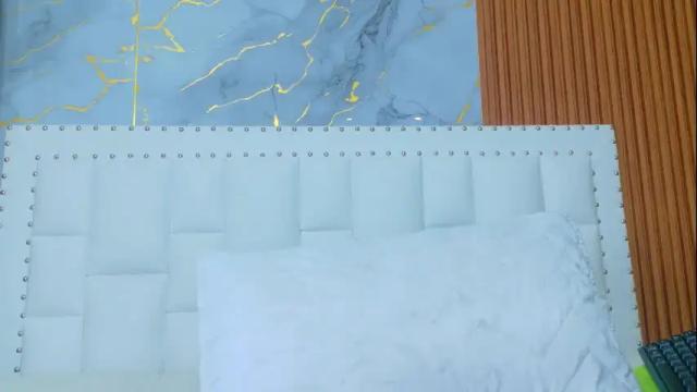 Image 8 of irresistiblemilf Stream on Chaturbate on 16 days ago