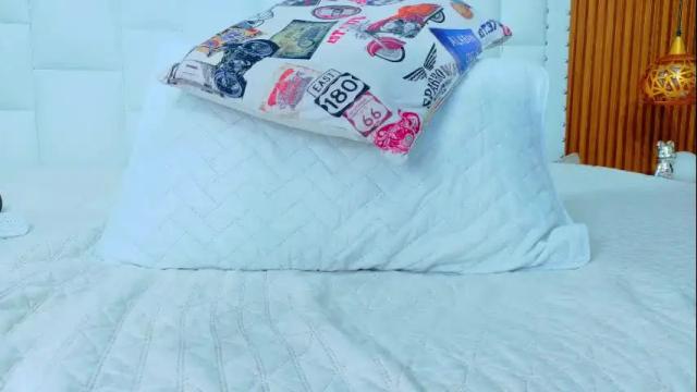 Image 7 of irresistiblemilf Stream on Chaturbate on 10 days ago