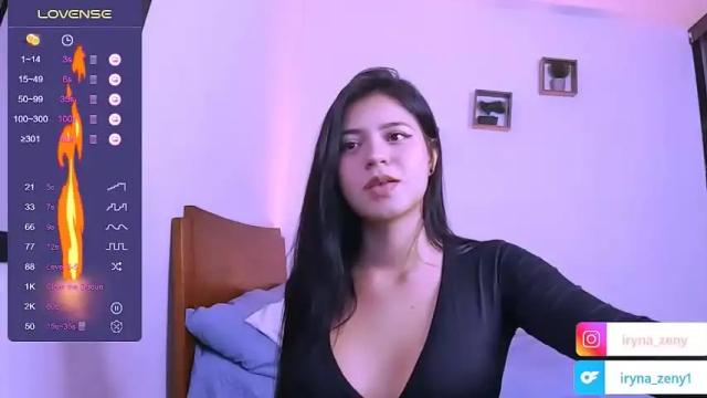 Image 7 of iryna_zeny Stream on Chaturbate on 14 months ago