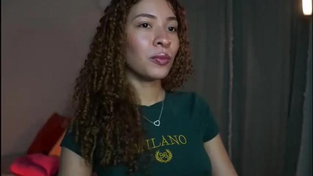 Image 12 of isa_____ Stream on Chaturbate on 2 months ago