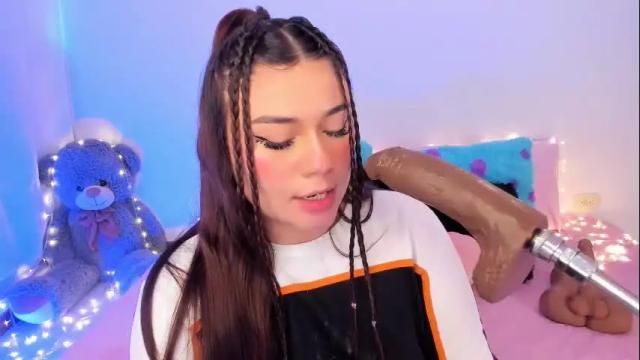 Image 12 of isa_belaa Stream on Chaturbate on 1 month ago