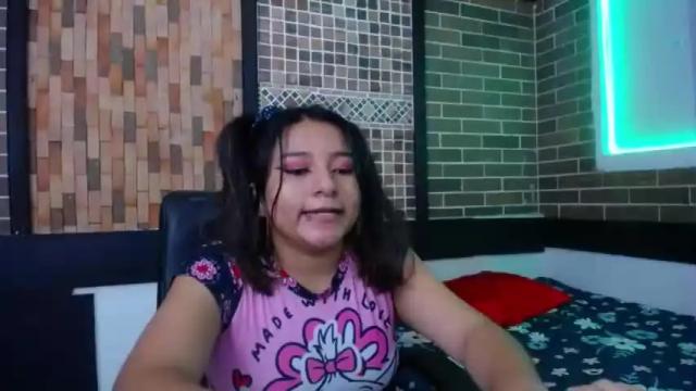 Image 2 of isa_bellax Stream on Chaturbate on 17 months ago