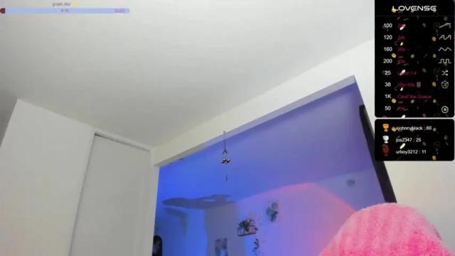 Image 12 of isa_greey Stream on Chaturbate on 13 months ago