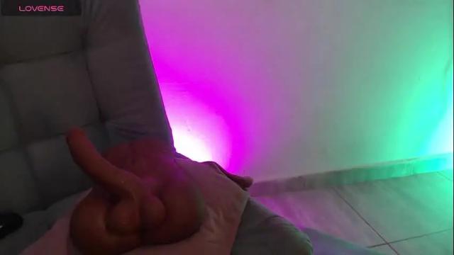 Image 11 of isa_hall Stream on Chaturbate on 1 month ago