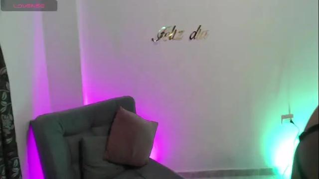 Image 10 of isa_hall Stream on Chaturbate on 1 month ago