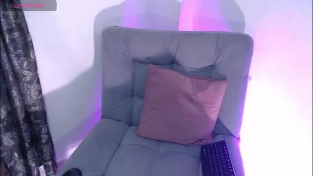 Image 11 of isa_hall Stream on Chaturbate on 21 days ago