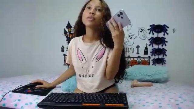 Image 11 of isa_lan02 Stream on Chaturbate on 21 months ago