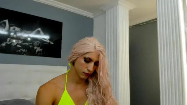 Image 3 of isa_lancaster Stream on Chaturbate on 1 month ago