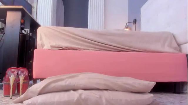 Image 12 of isa_lancaster Stream on Chaturbate on 1 month ago