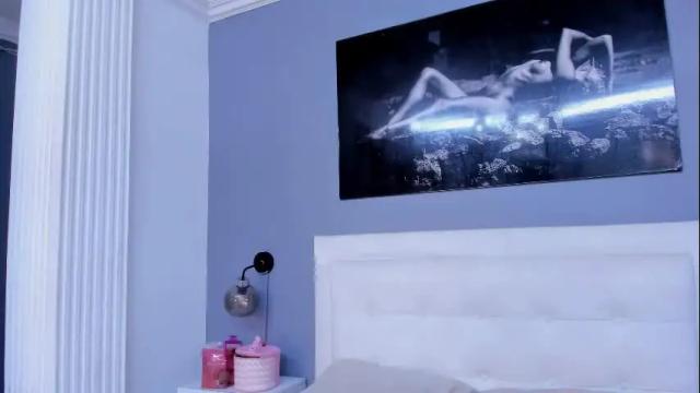 Image 6 of isa_lancaster Stream on Chaturbate on 16 days ago