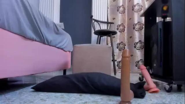 Image 12 of isa_lancaster Stream on Chaturbate on 8 days ago