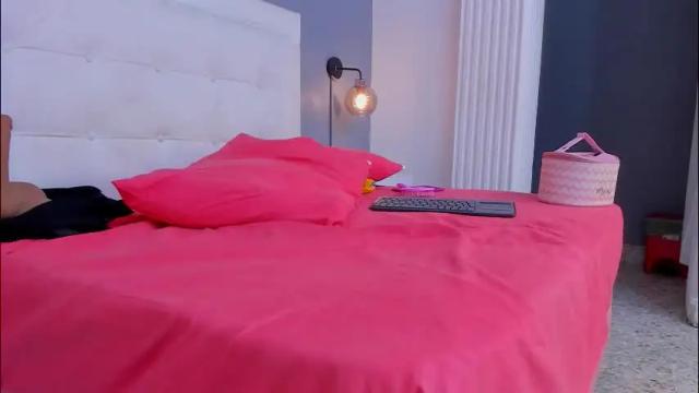 Image 3 of isa_lancaster Stream on Chaturbate on 1 month ago